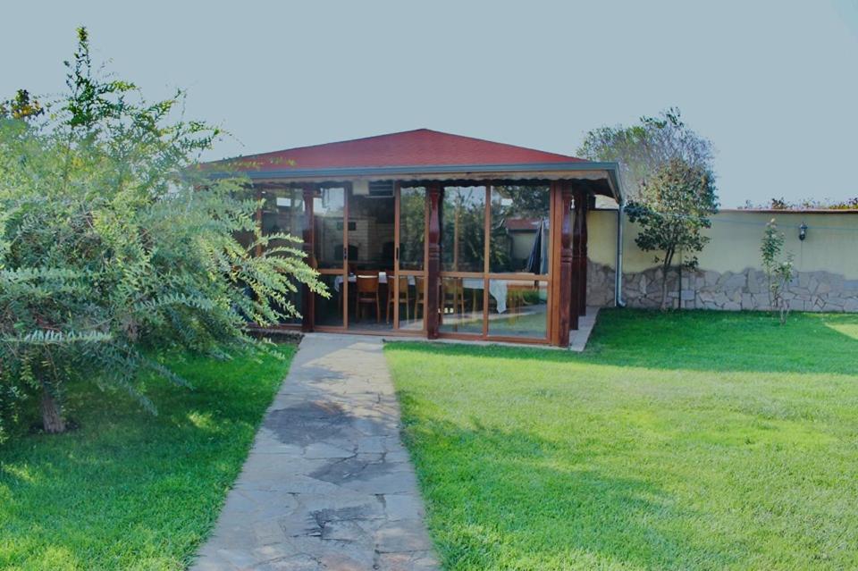 Ezerets Guest House Anita Exterior foto